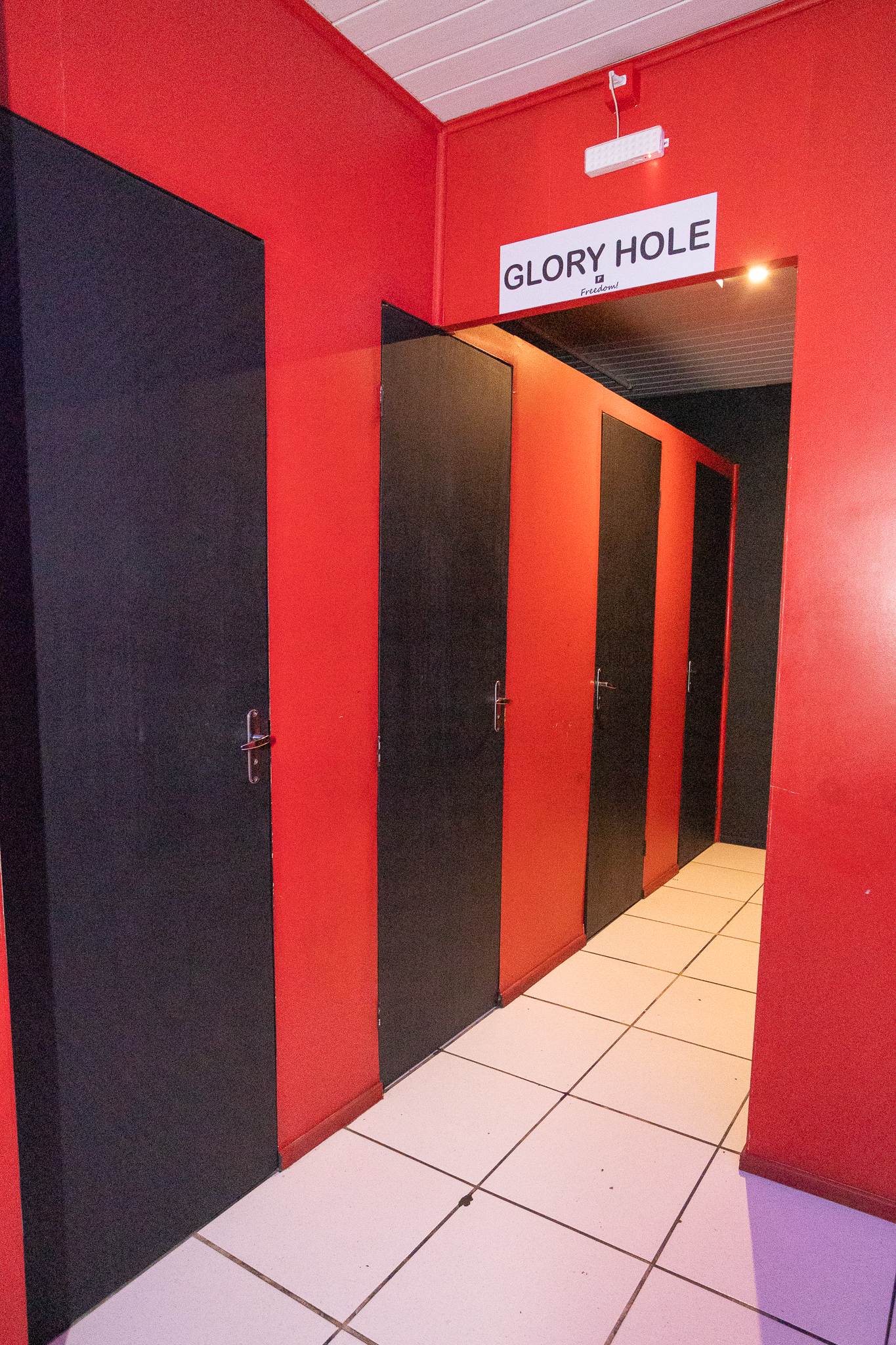 Glory Hole